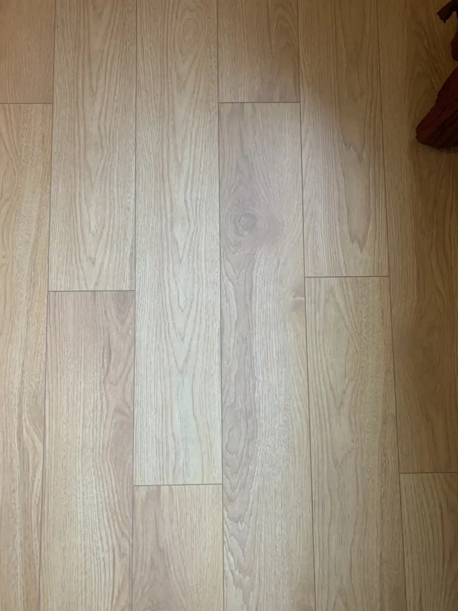 Direct view of a flooring design